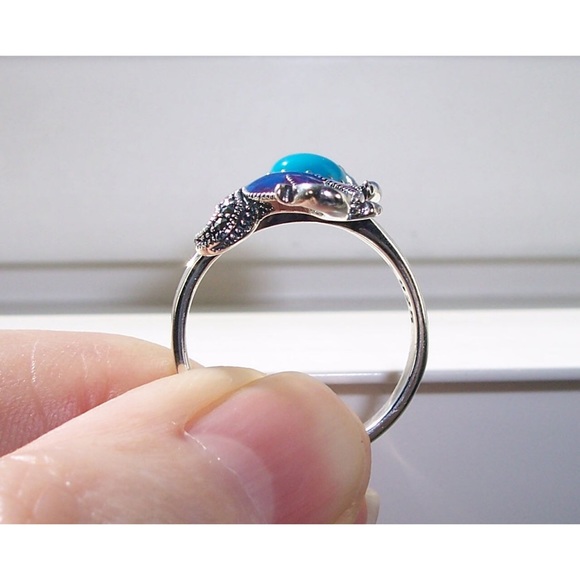 925 STERLING SILVER Simulated Turquoise Fish Ghost Marcasite Ring - Picture 5 of 16